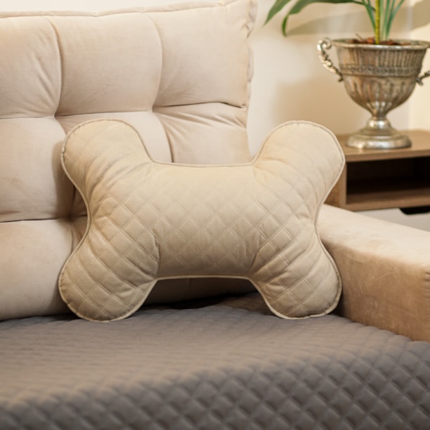 Almofada Pet em Formato de Ossinho