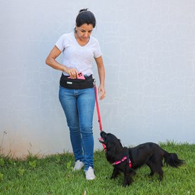 Guia de cintura Hands Free para passear com cães sem usar as mãos