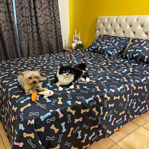 Cobre Leito Elegance Impermeável para cães e gatos na cama